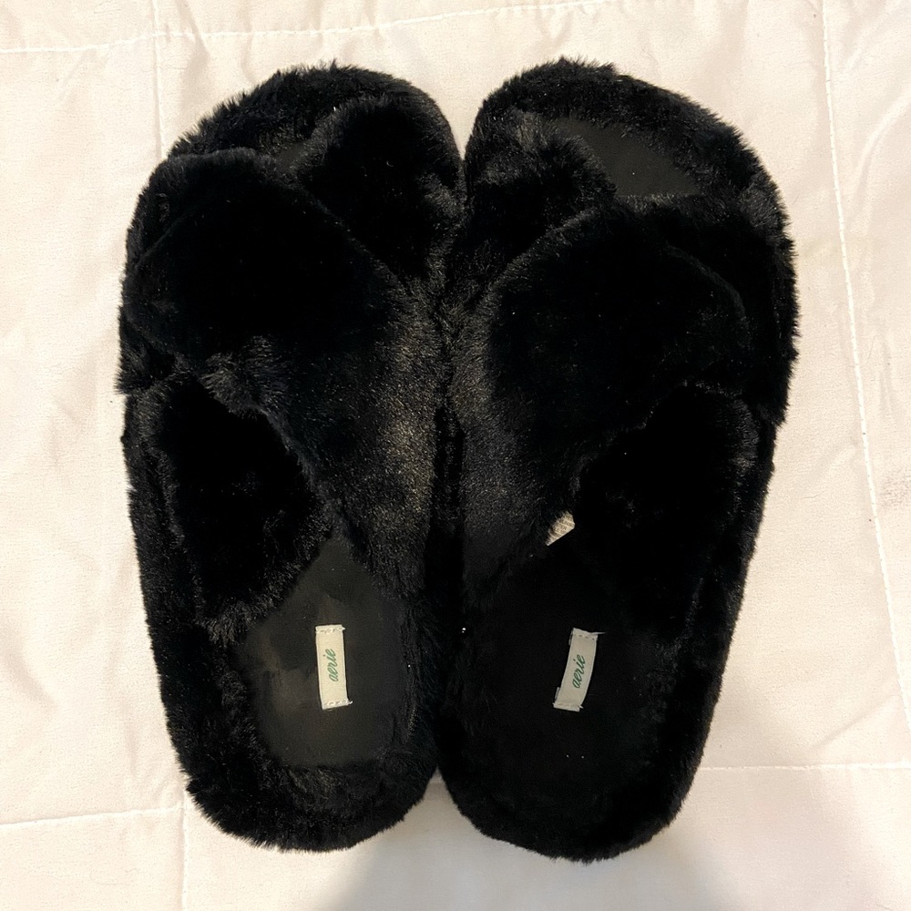 Aerie slippers